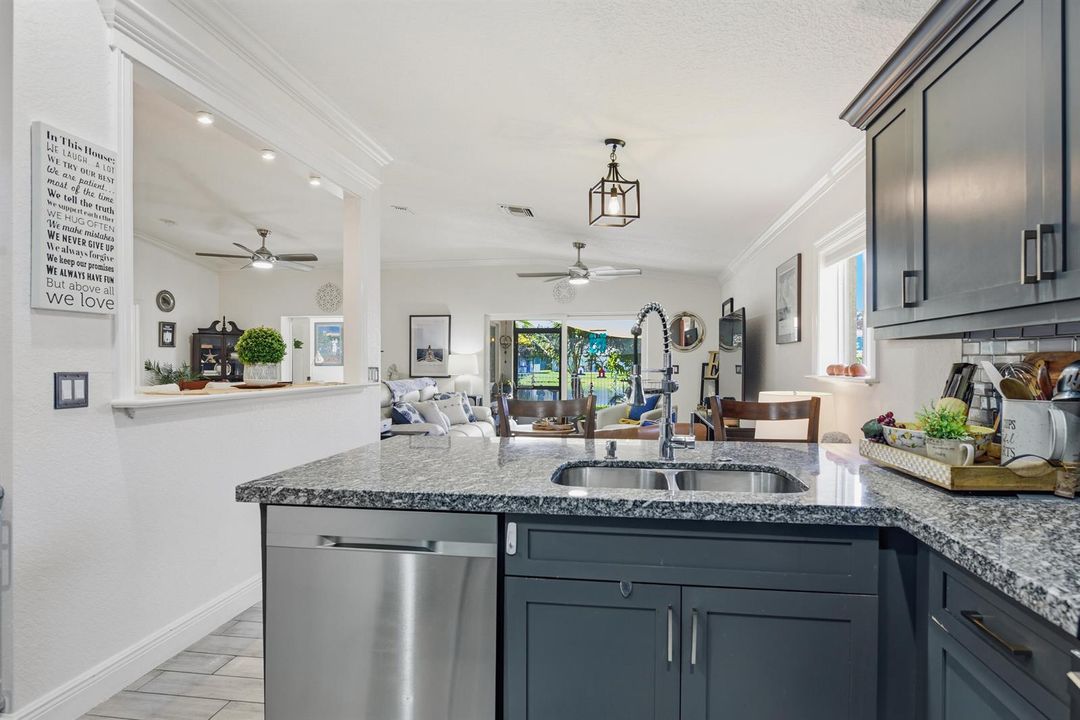 2099 SW Newport Isles Blvd_Vinesha Clark