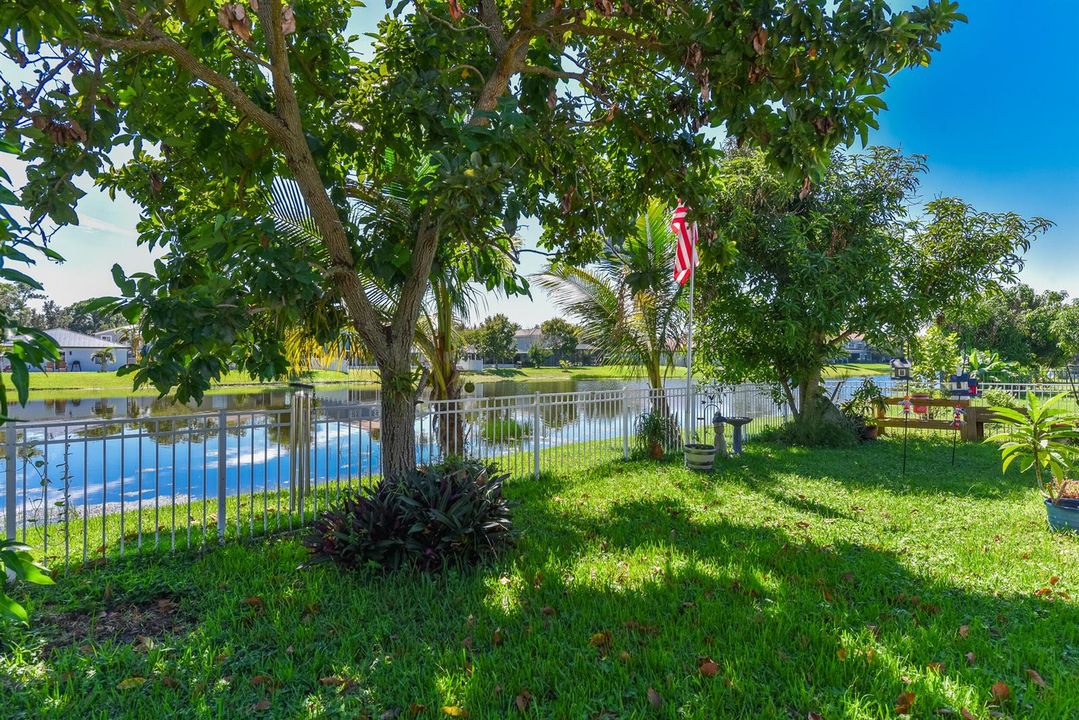2099 SW Newport Isles Blvd_Vinesha Clark