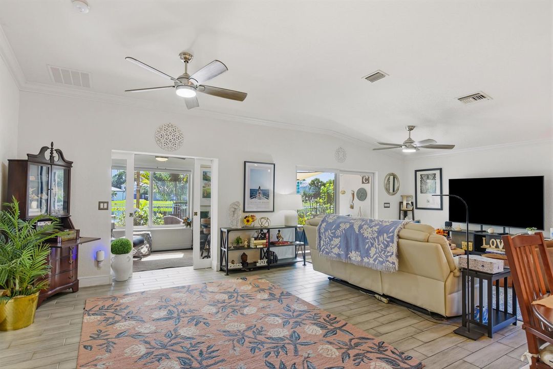 2099 SW Newport Isles Blvd_Vinesha Clark