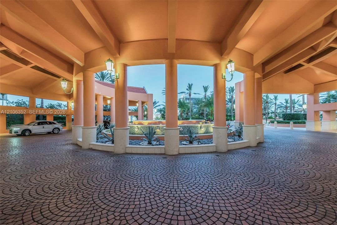 For Rent: $11,500 (2 beds, 2 baths, 1780 Square Feet)