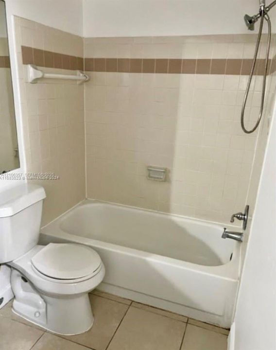 For Sale: $184,900 (2 beds, 2 baths, 1030 Square Feet)