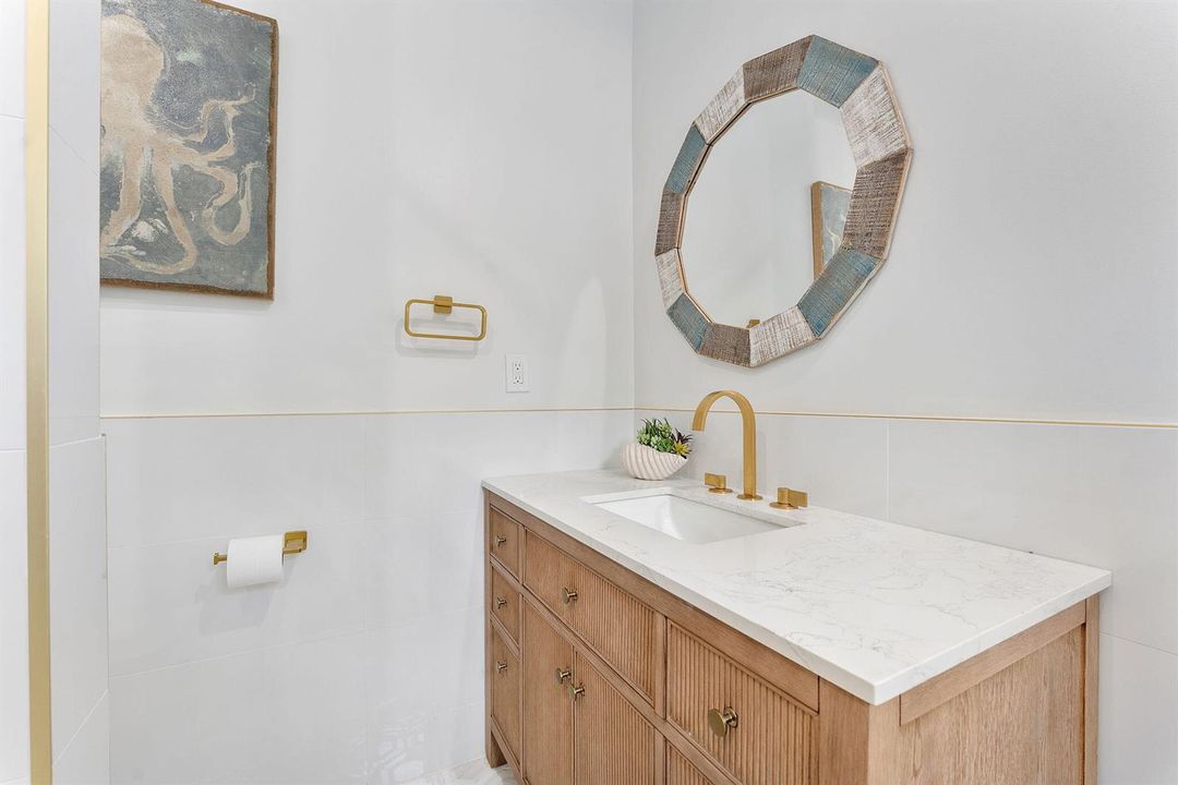 Bathroom #2