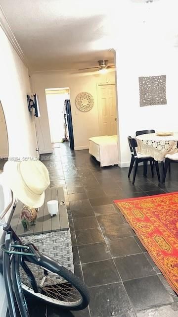 For Rent: $1,750 (0 beds, 1 baths, 452 Square Feet)