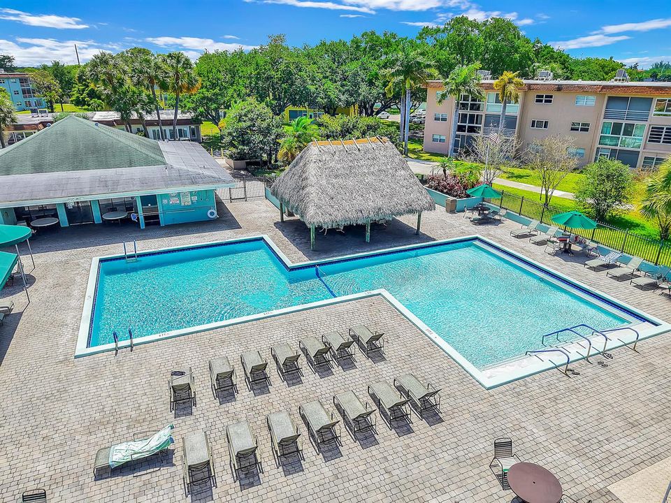 432 SW Natura Ave, Deerfield Beach -23