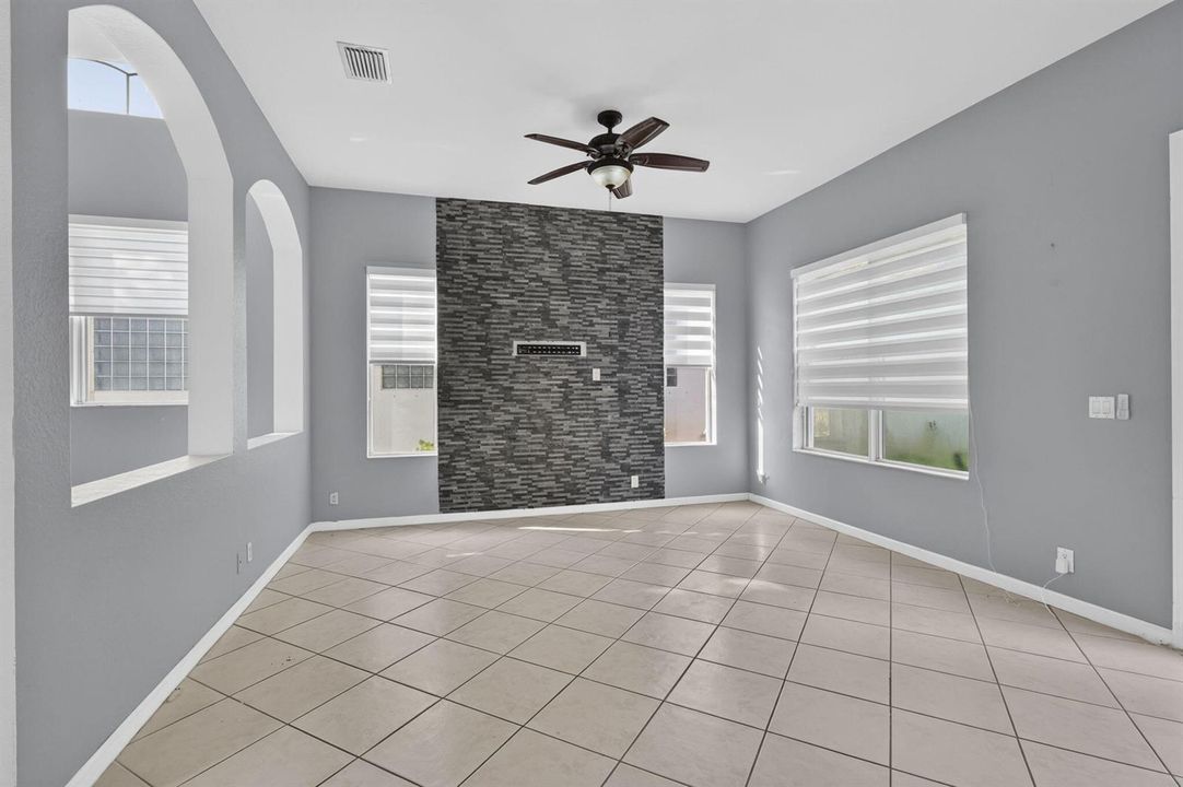 12-web-or-mls-BS1A1409