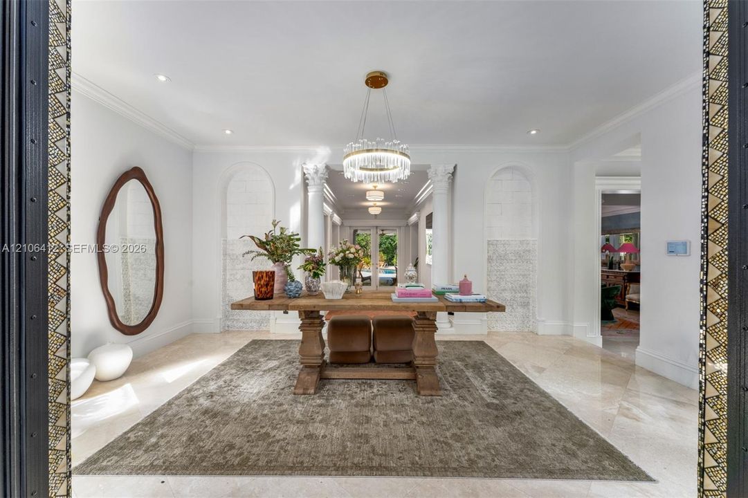 En Venta: $8,750,000 (6 camas, 6 baños, 8226 Pies cuadrados)