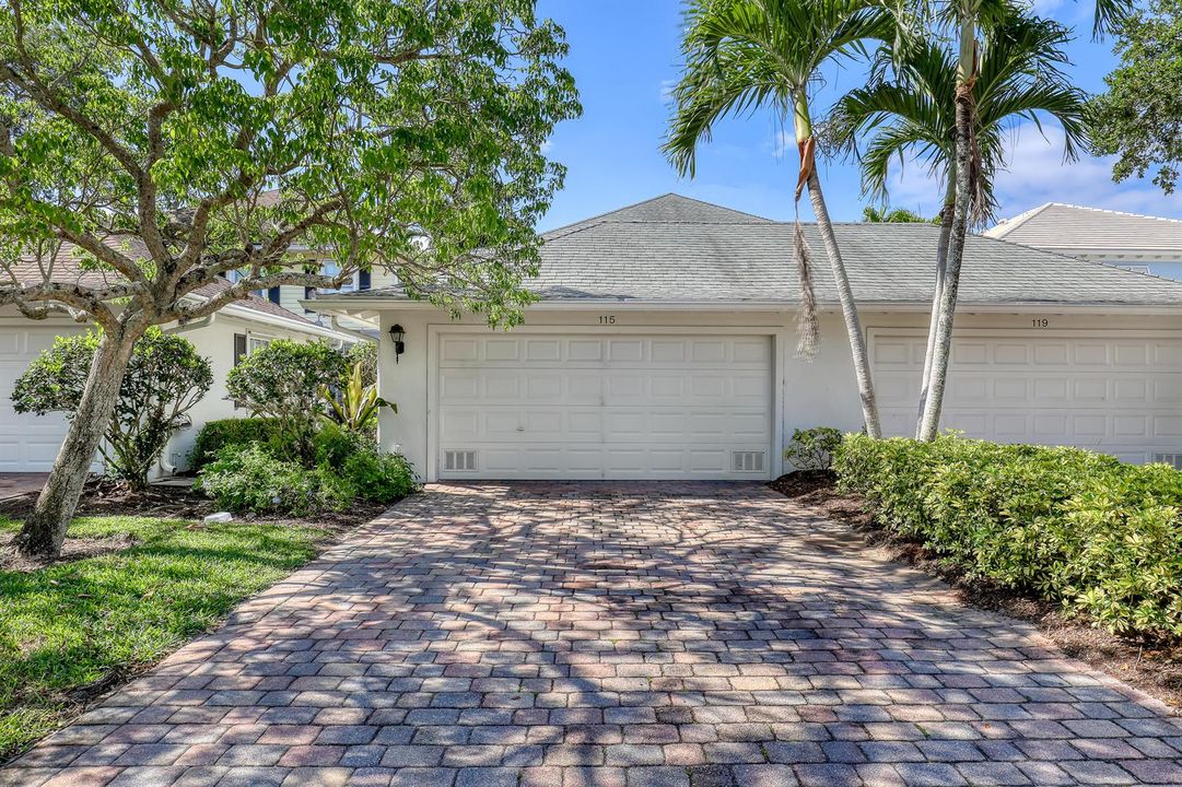 Driveway/Garage