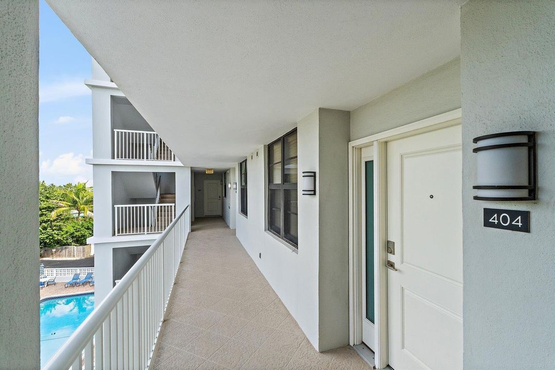 006-911OceanDr-404-JunoBeach-SMALL