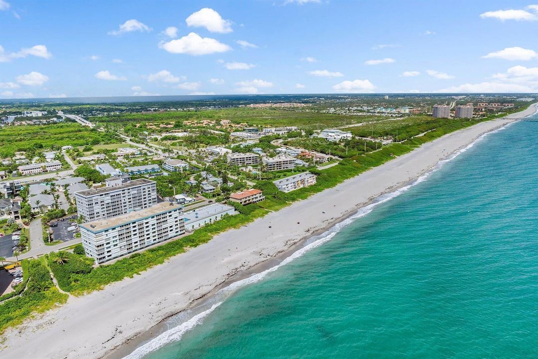 054-911OceanDr404-JunoBeach-FL-SMALL