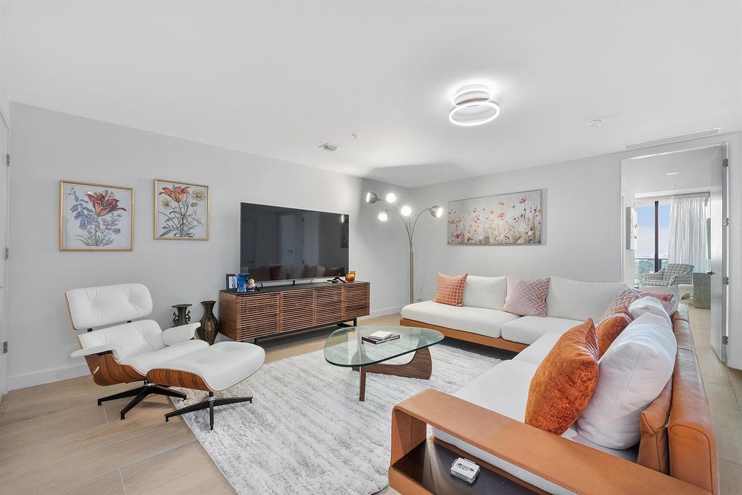 Sopisticated Open-Concept Living