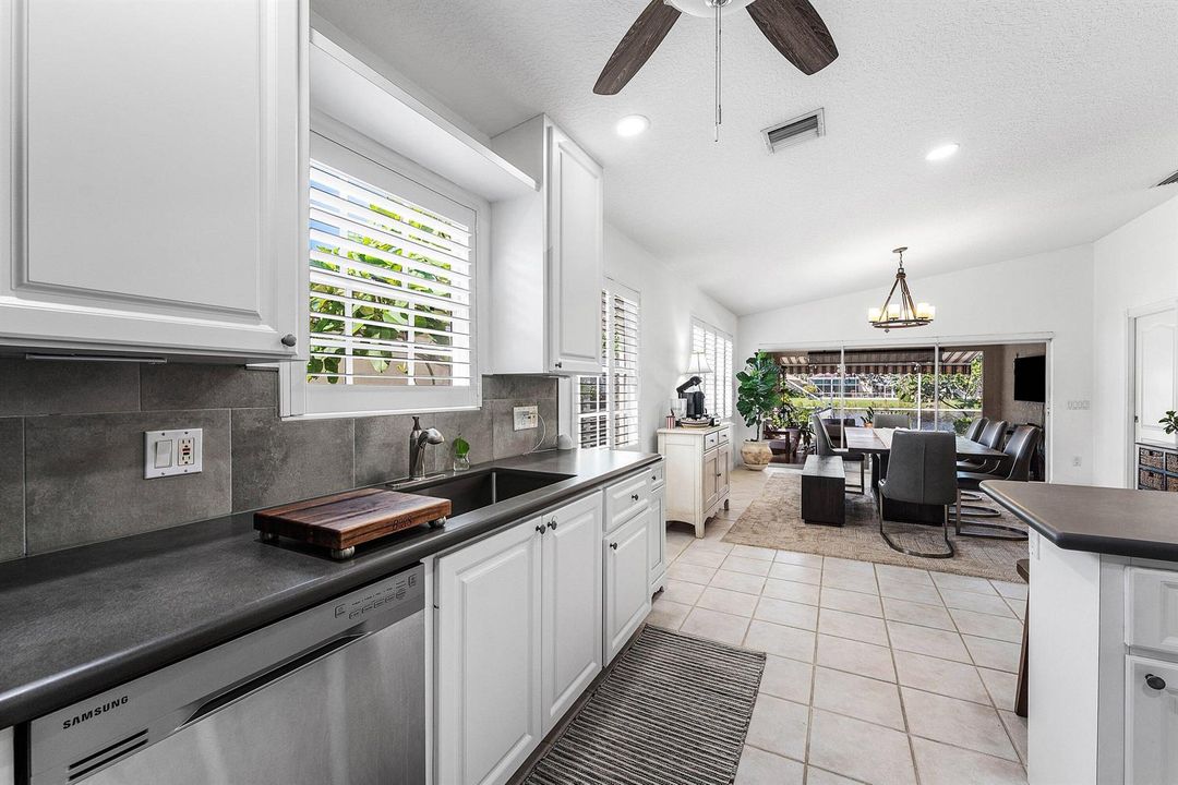 Kitchen/Dining