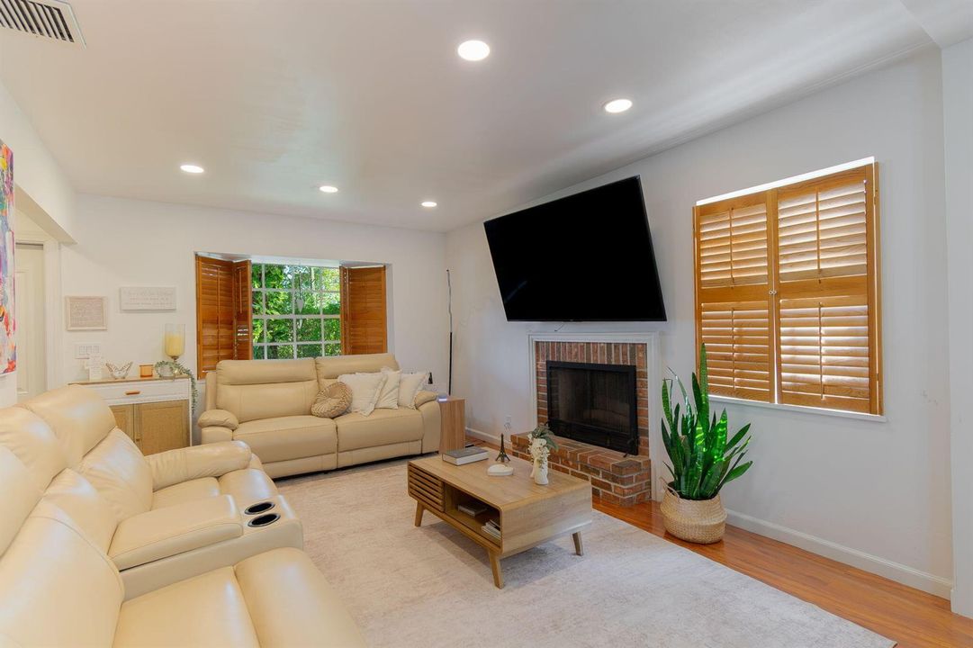 10-web-or-mls-DSC01251