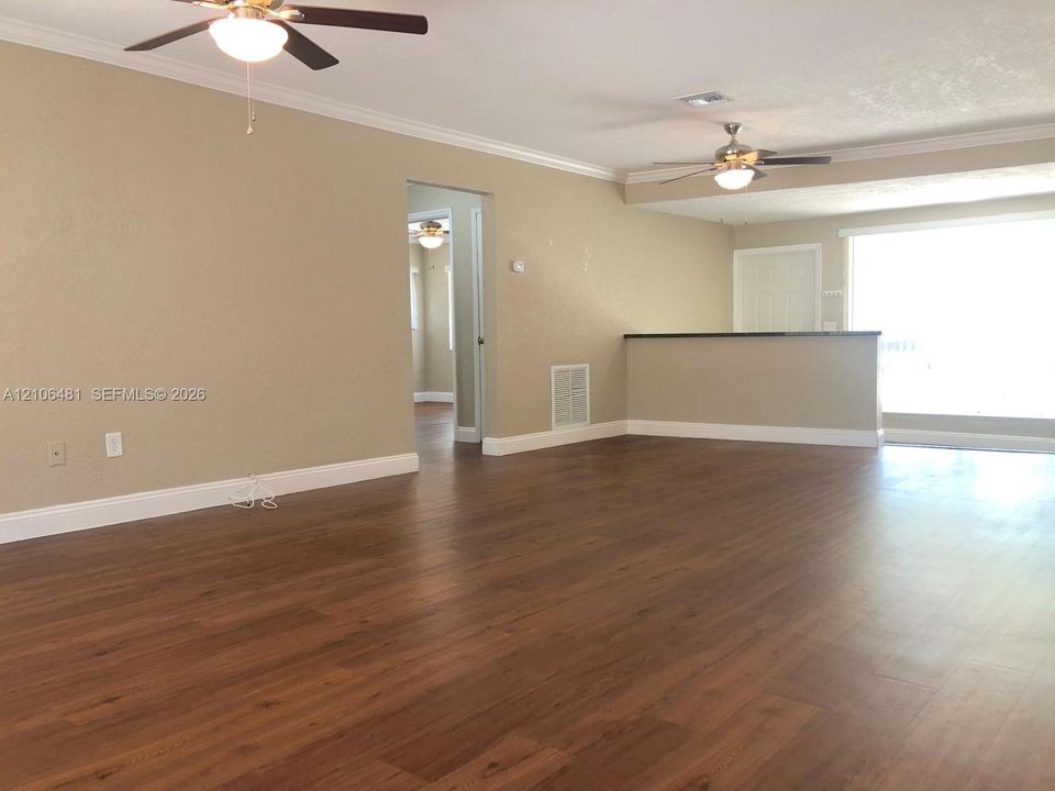 For Rent: $2,400 (2 beds, 2 baths, 1200 Square Feet)