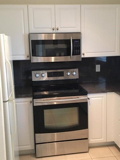 11415 NW 34th Place (3)