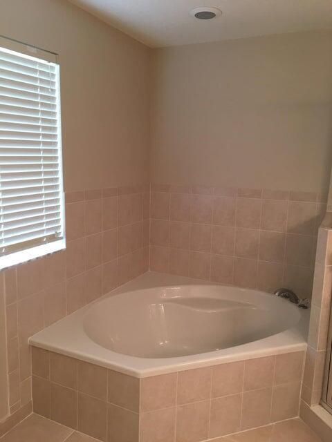 11415 NW 34th Place (14)