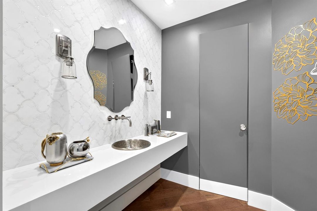 Powder Bath