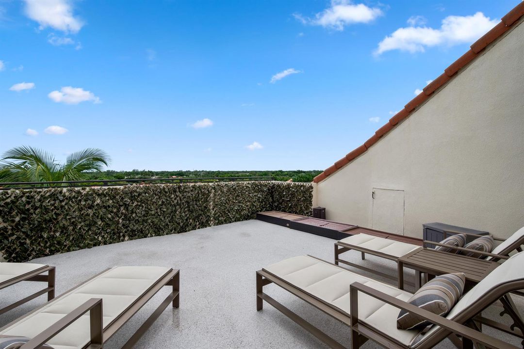 Outdoor Terrace