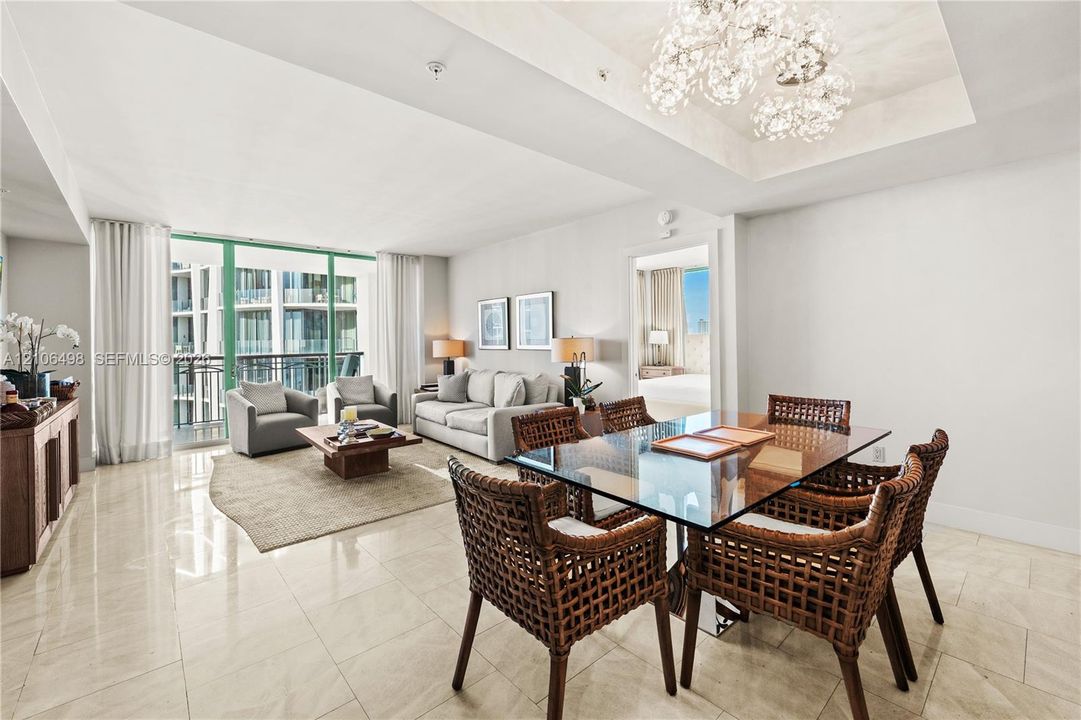 For Sale: $2,150,000 (2 beds, 2 baths, 1581 Square Feet)