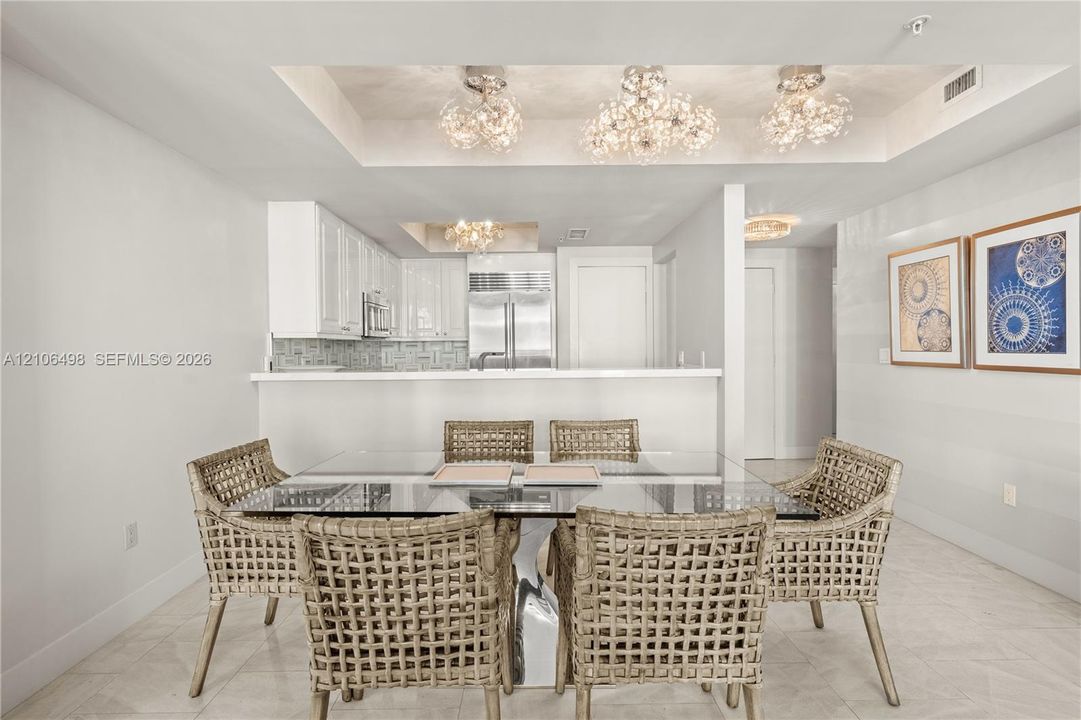 For Sale: $2,150,000 (2 beds, 2 baths, 1581 Square Feet)