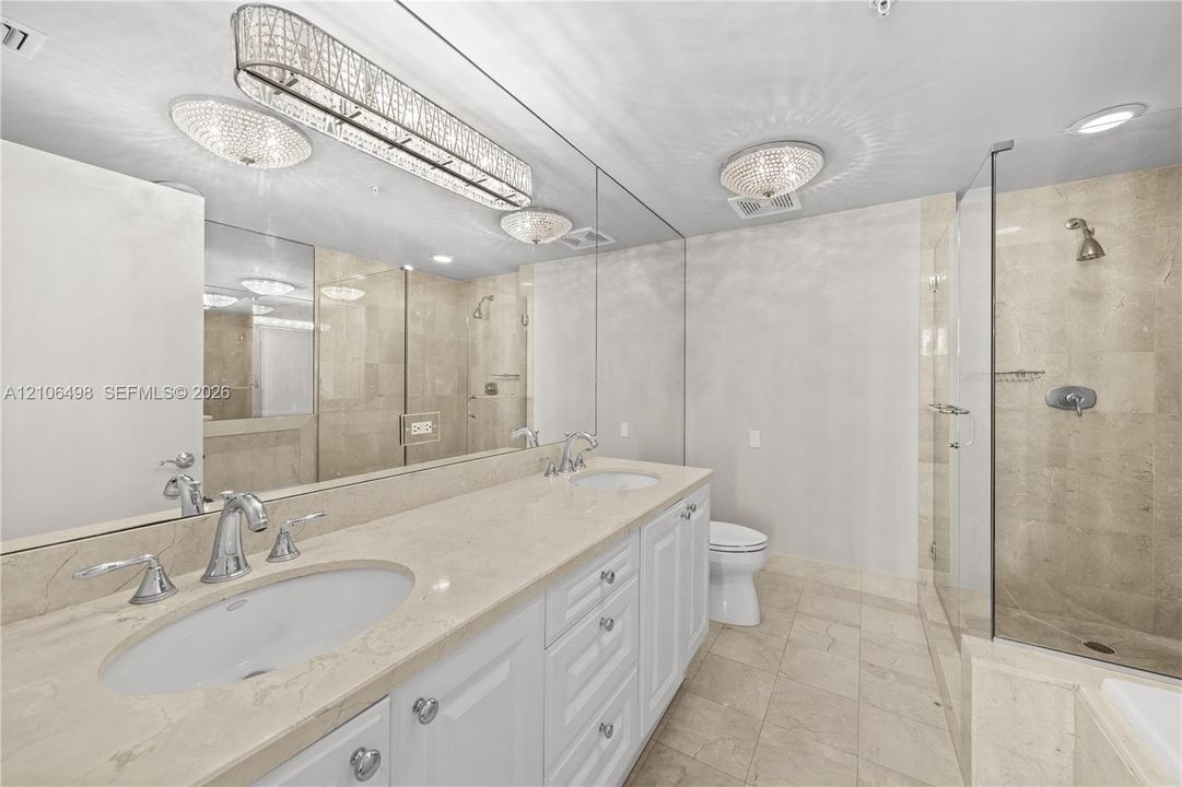 For Sale: $2,150,000 (2 beds, 2 baths, 1581 Square Feet)