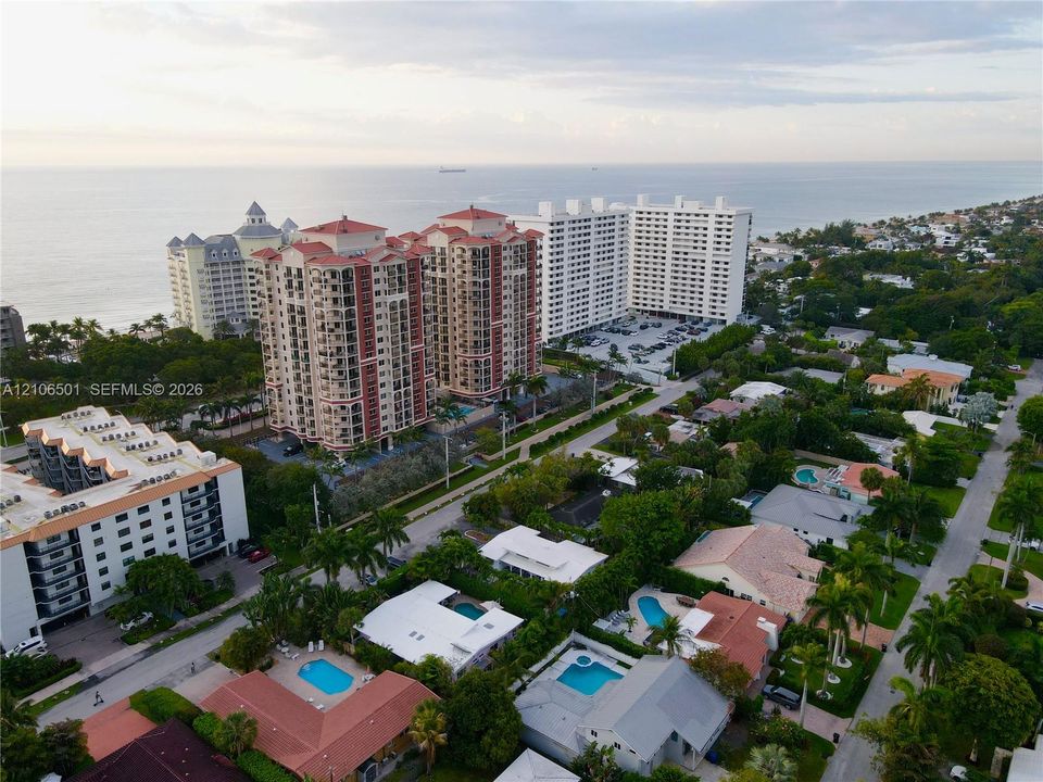 For Rent: $2,900 (1 beds, 1 baths, 750 Square Feet)