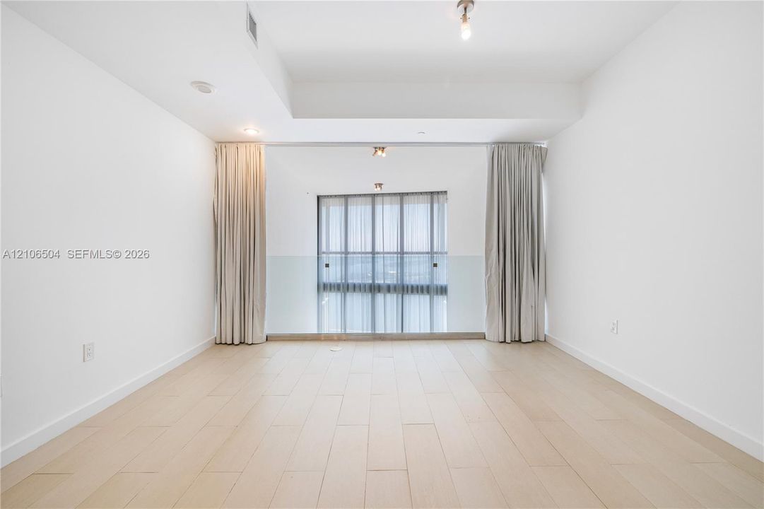 В аренду: $6,250 (1 спален, 1 ванн, 1695 Квадратных фут)