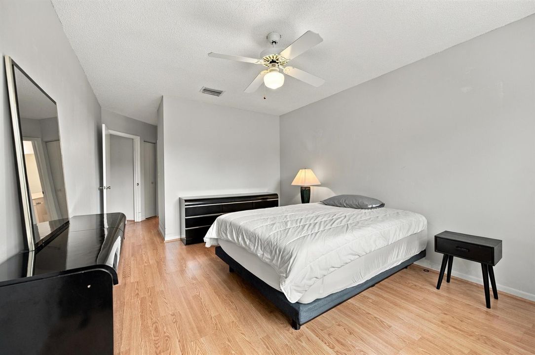 21-print-4400-nw-30th-st-327