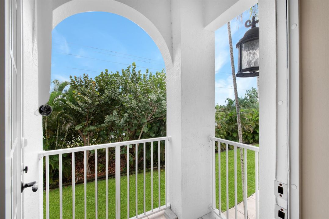 BALCONY WITH PRIVATE VIEW