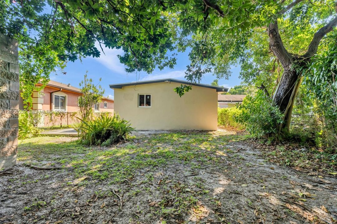 En Venta: $549,500 (4 camas, 2 baños, 1434 Pies cuadrados)