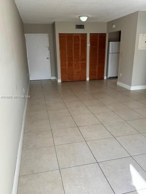 В аренду: $1,850 (1 спален, 1 ванн, 714 Квадратных фут)