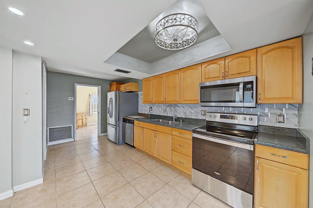Kitchen 3
