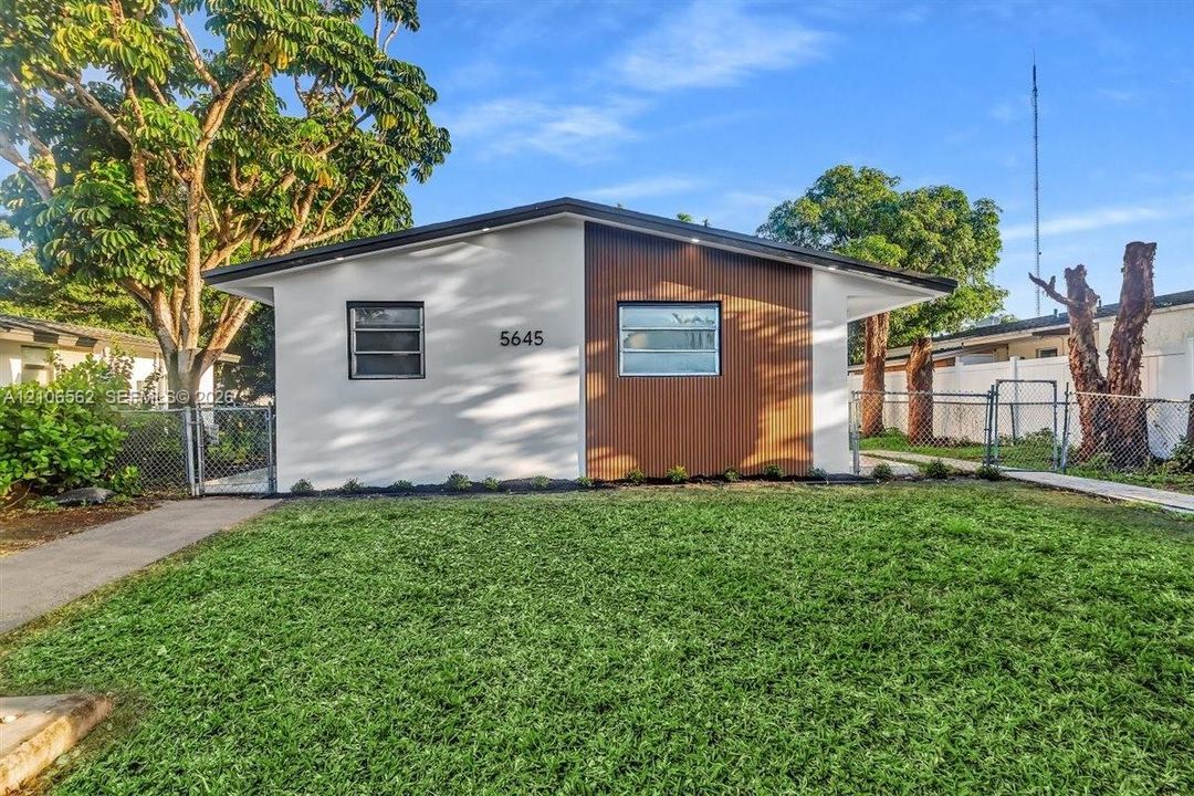 : $499,999 (3 camas, 2 baños, 1000 Pies cuadrados)