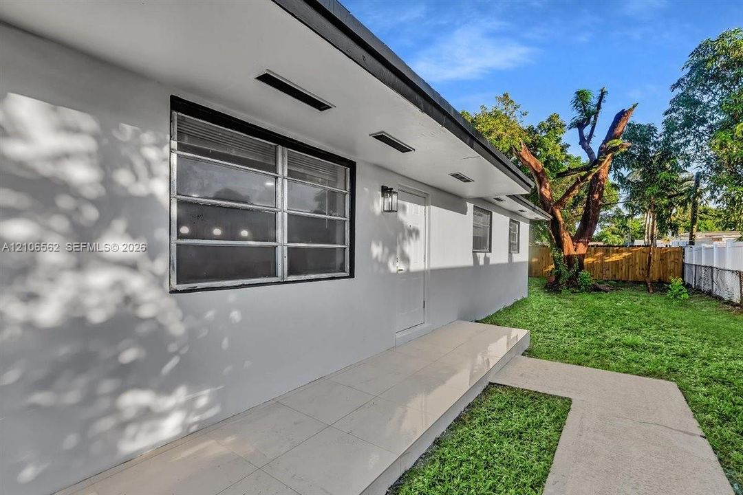 : $499,999 (3 camas, 2 baños, 1000 Pies cuadrados)