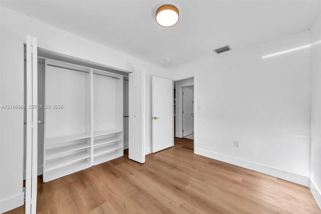 : $499,999 (3 camas, 2 baños, 1000 Pies cuadrados)