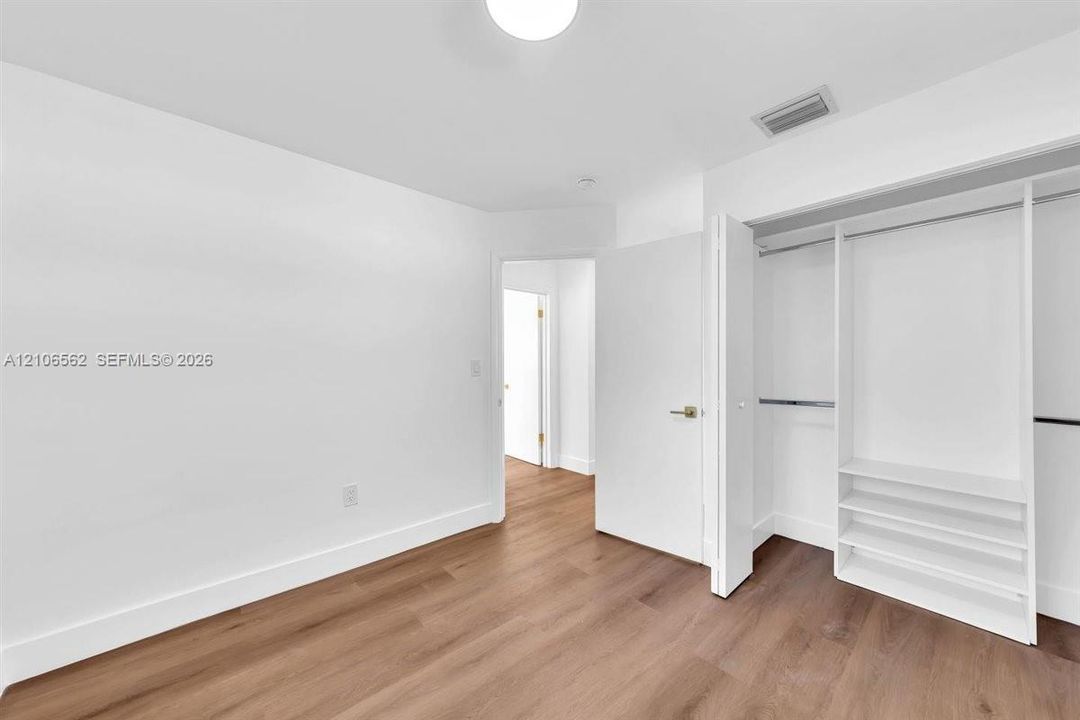 : $499,999 (3 camas, 2 baños, 1000 Pies cuadrados)