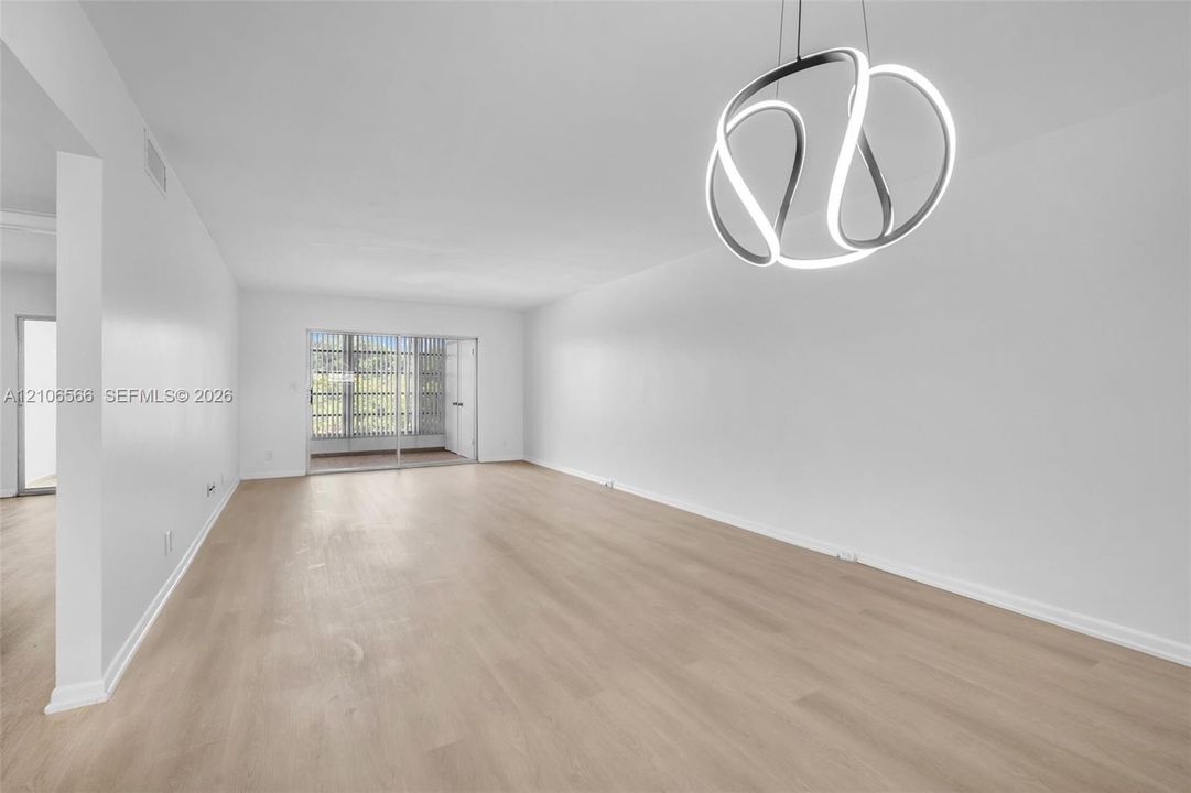 En Venta: $155,000 (2 camas, 2 baños, 1156 Pies cuadrados)