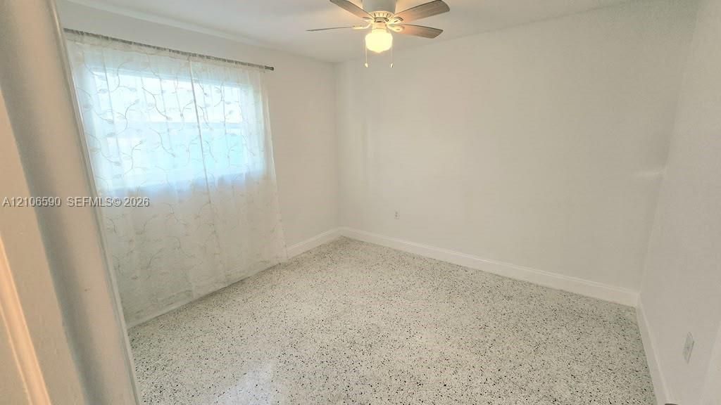 For Rent: $2,350 (2 beds, 1 baths, 741 Square Feet)