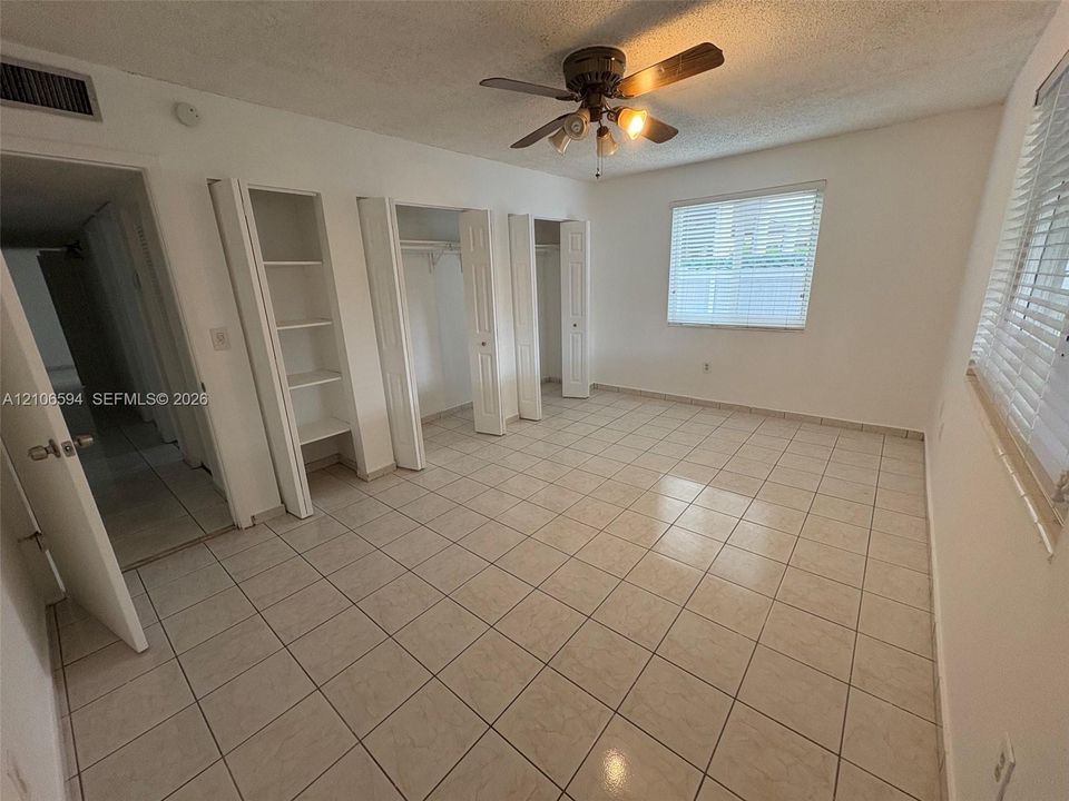 Large bedroom 13'X16'