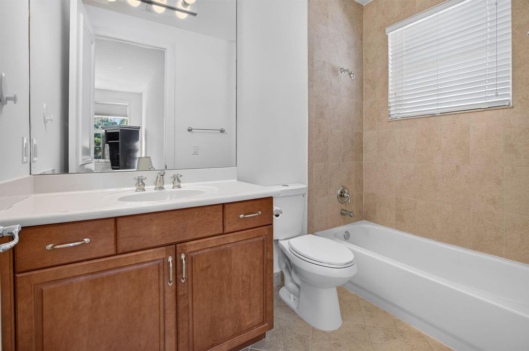 5th Bathroom