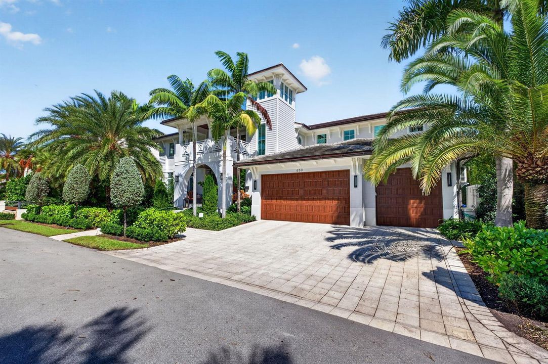 3_Front Exterior - View 3
