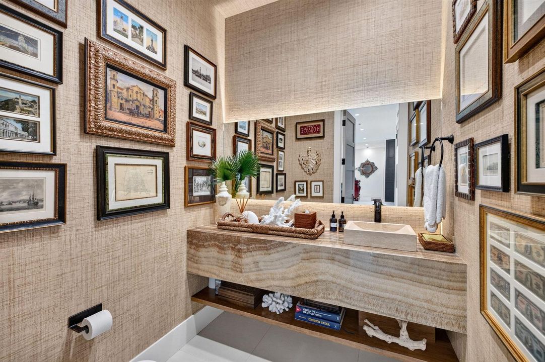 30_Powder Room