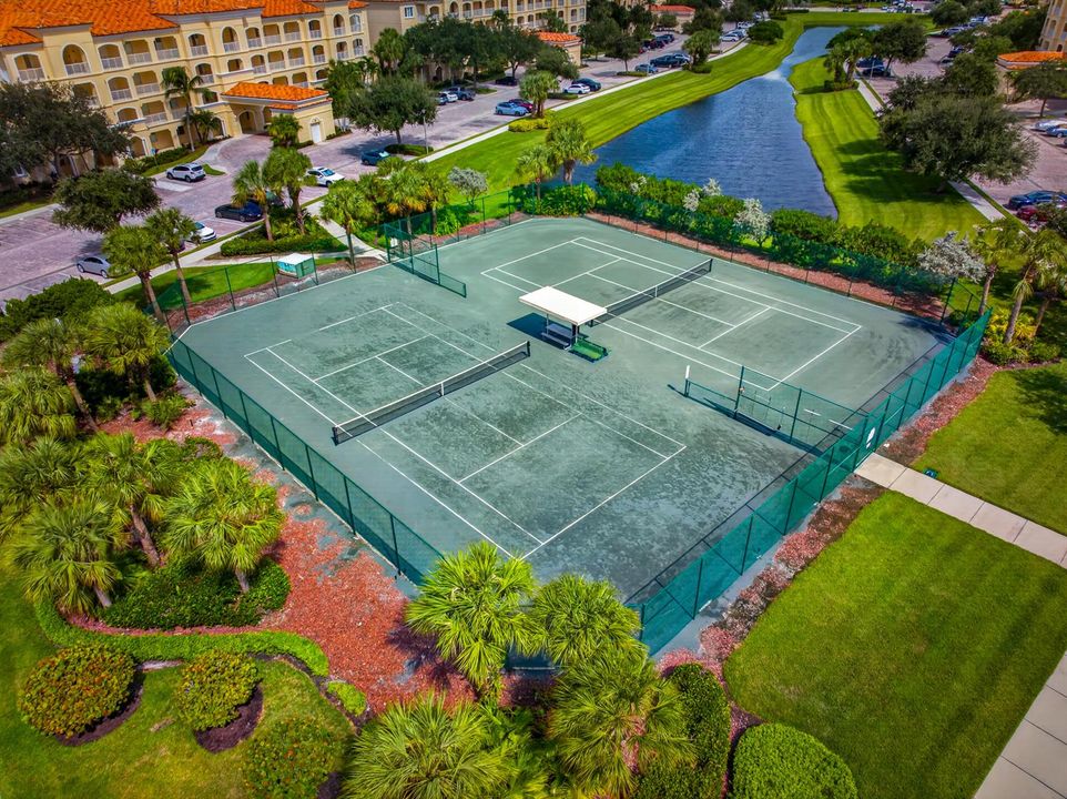 Tennis