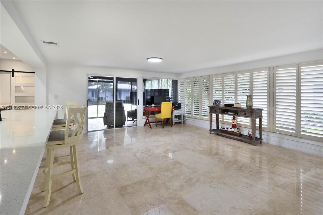 En Venta: $950,000 (2 camas, 2 baños, 2020 Pies cuadrados)