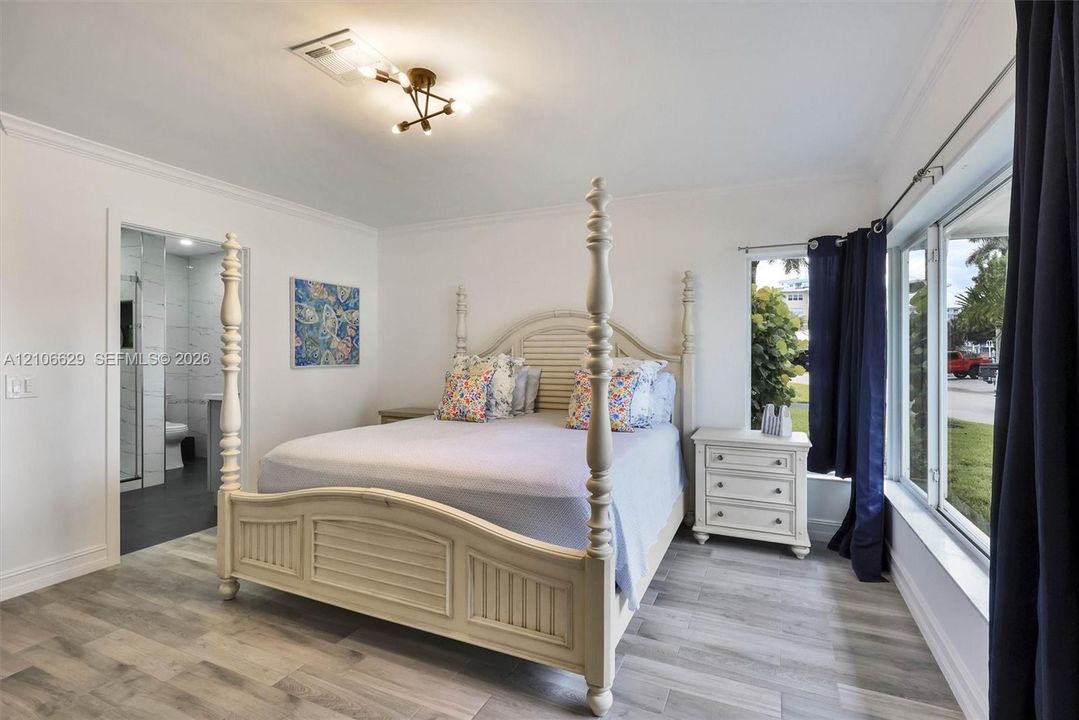 En Venta: $950,000 (2 camas, 2 baños, 2020 Pies cuadrados)