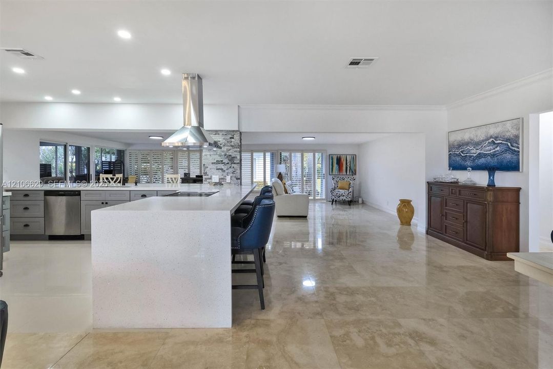 En Venta: $950,000 (2 camas, 2 baños, 2020 Pies cuadrados)