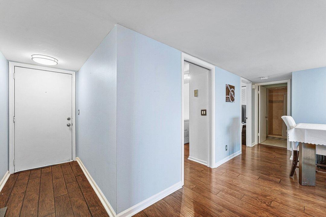 003-3040LakeShoreDrive-502-RivieraBeach-