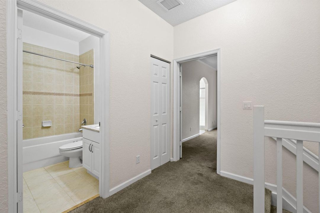 2912HiddenHillsRd#1202(28)