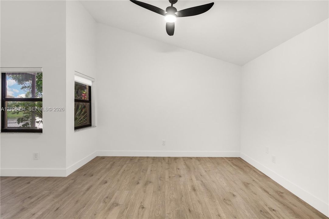 En Venta: $540,000 (2 camas, 2 baños, 1242 Pies cuadrados)