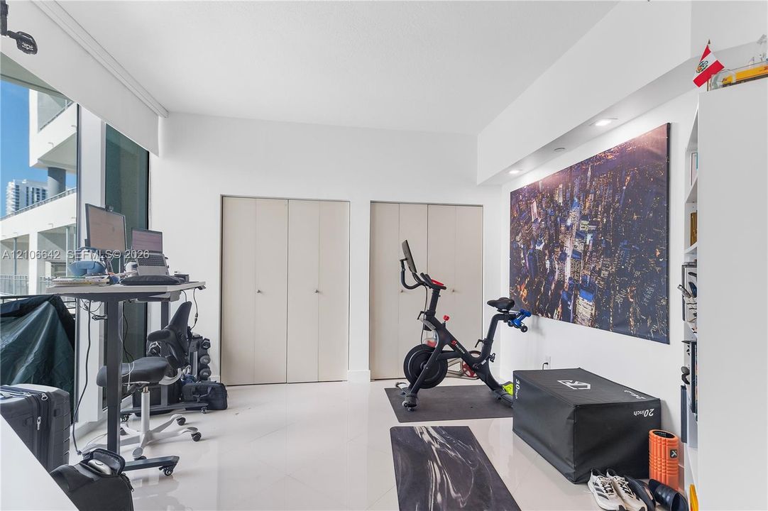Second bedroom