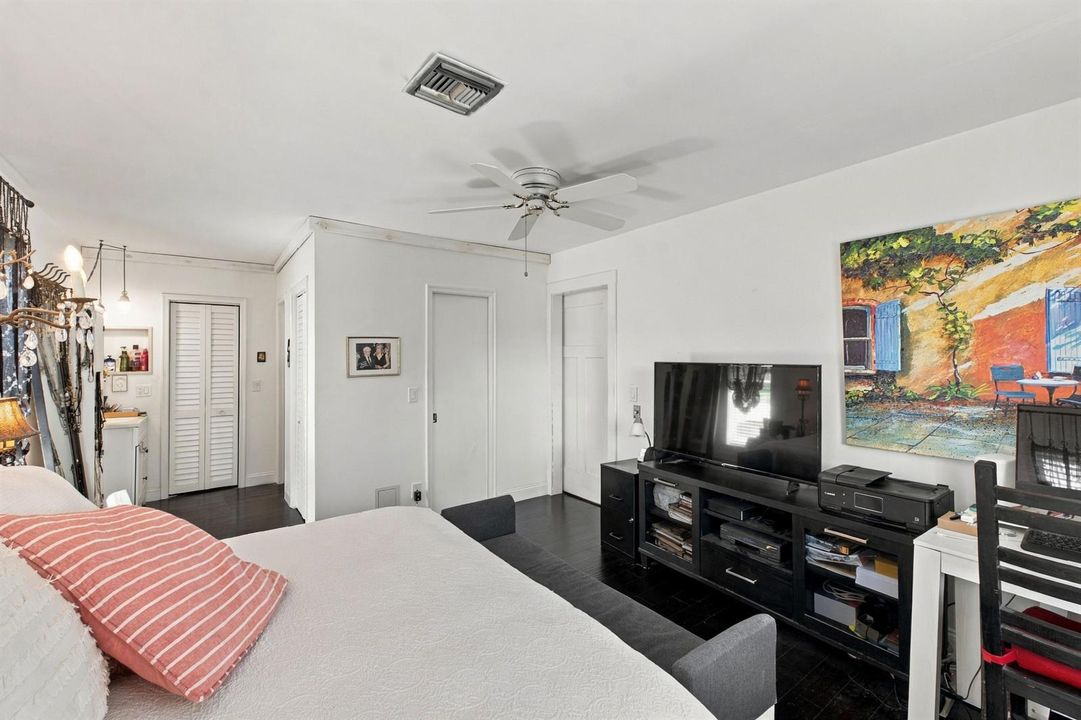 1130 mahogany way U204_002